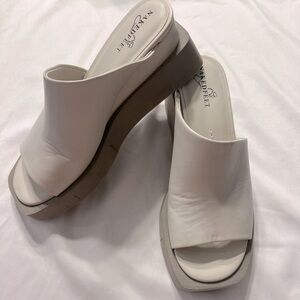 Naked Feet White and Gray Wedges